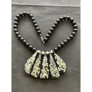vintage mid-century confetti bib necklace Black Beads Abalone & MOP Fragments